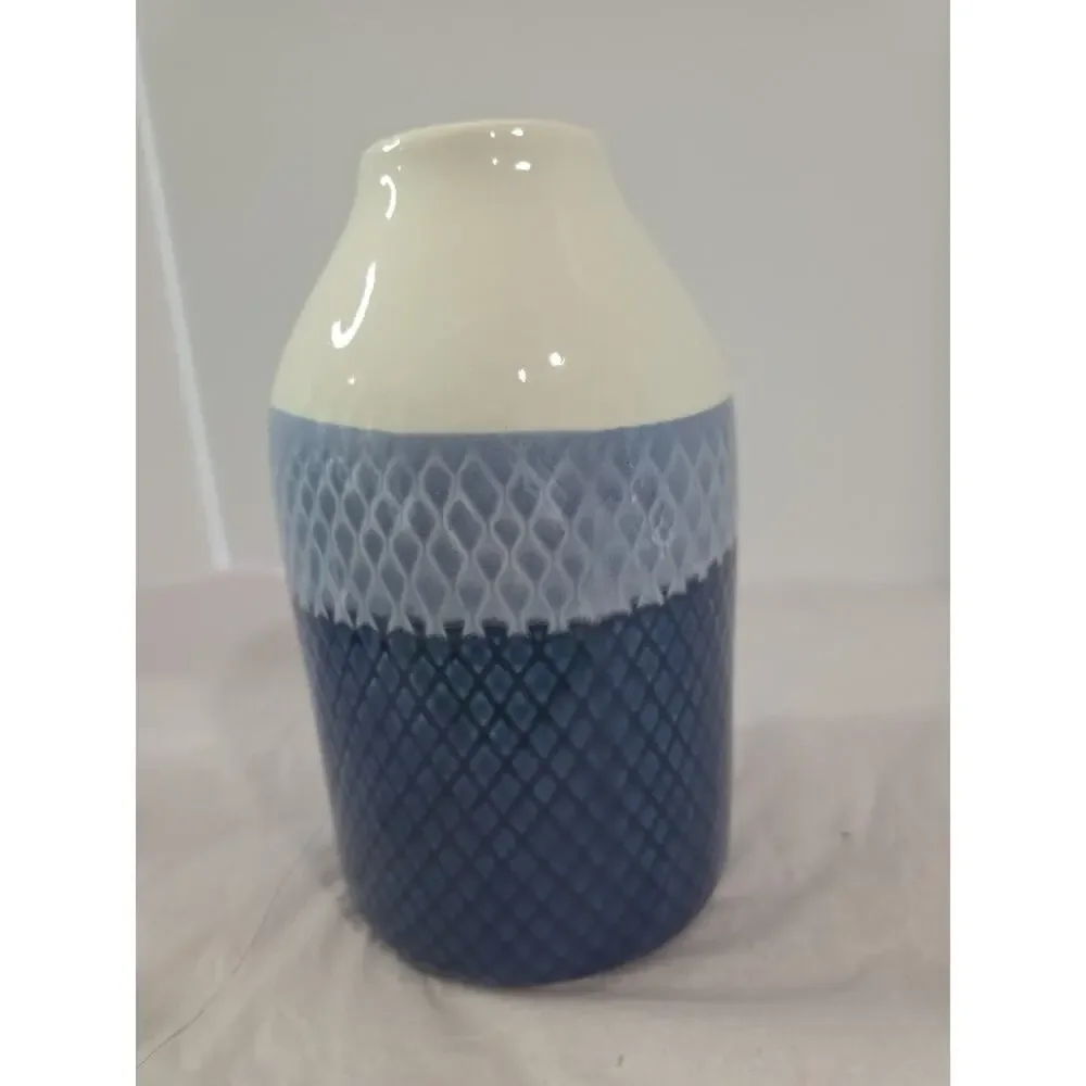 Ashland Indigo Vase Geometric Pattern Blue 8
